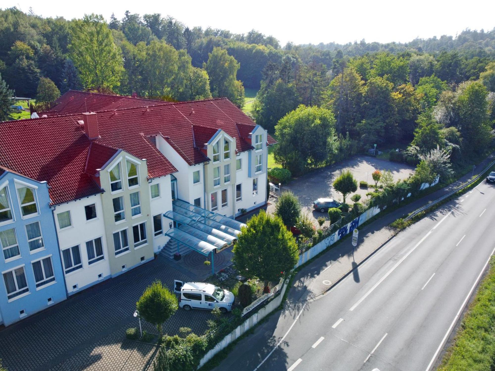 Hotel Bessunger Forst Rossdorf  Exteriör bild